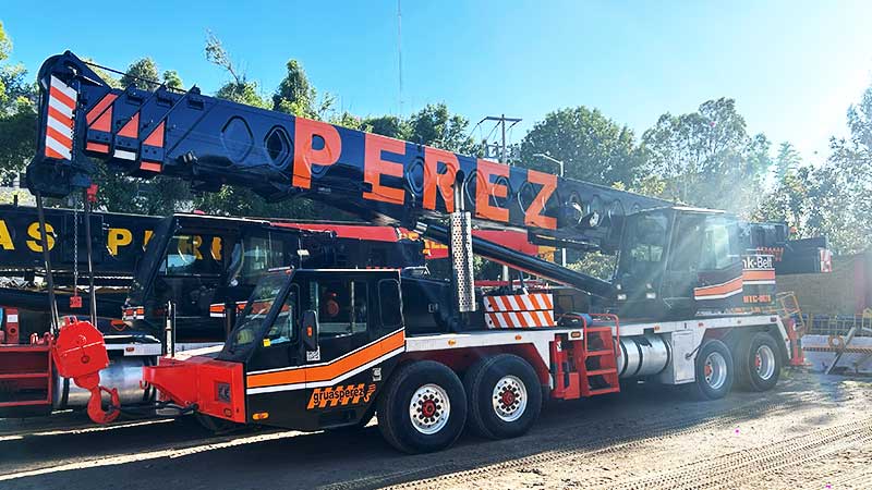 03-Grua-de-70-toneladas-y-renta-de-gruas-industriales-gruas-industriales-perez